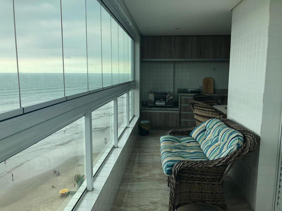 Mongagua Com Vista Para O Mar Pe Na Areia Екстер'єр фото