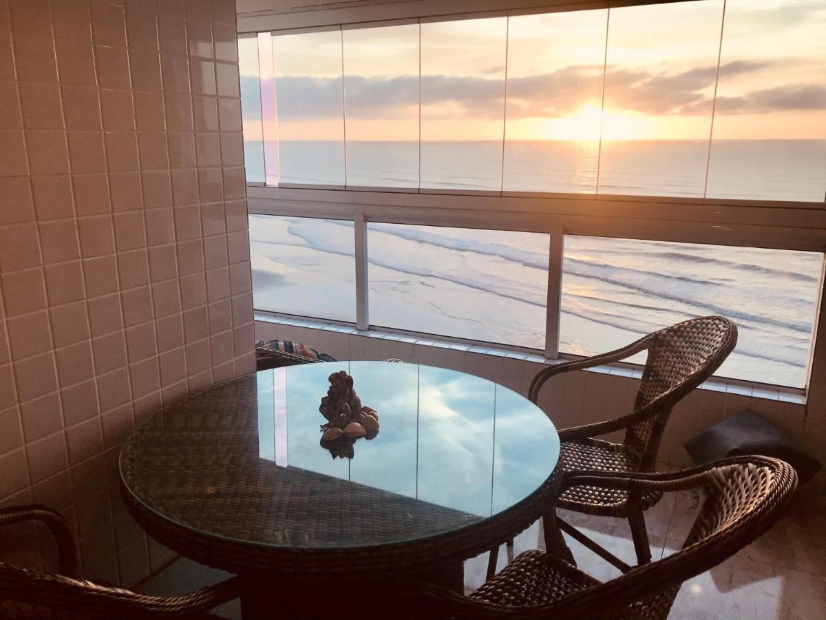 Mongagua Com Vista Para O Mar Pe Na Areia Екстер'єр фото