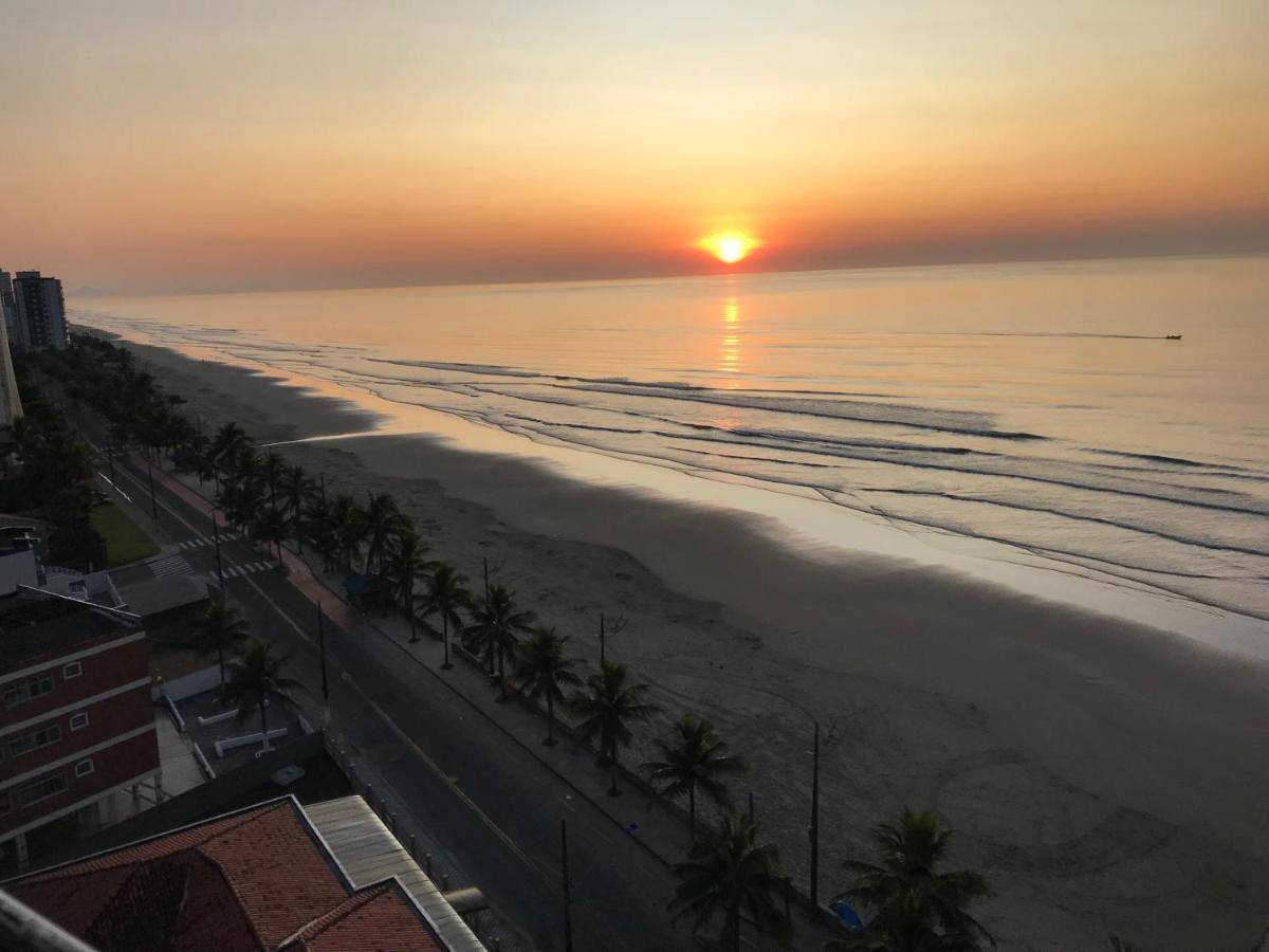 Mongagua Com Vista Para O Mar Pe Na Areia Екстер'єр фото